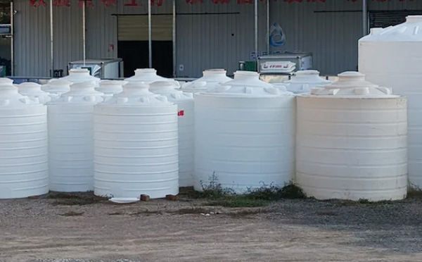 现代物流储存的基石：永昌塑料桶批发采购决策与行业应用全景解析